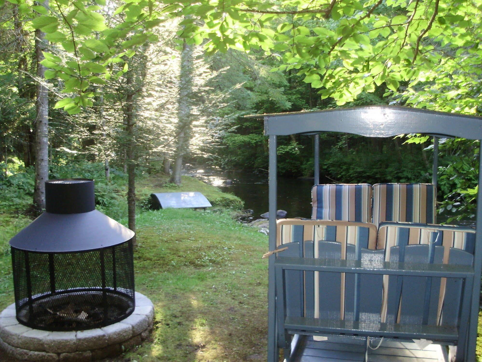 Bed and Breakfast La Petite Douceur Lac-Superieur Exterior foto